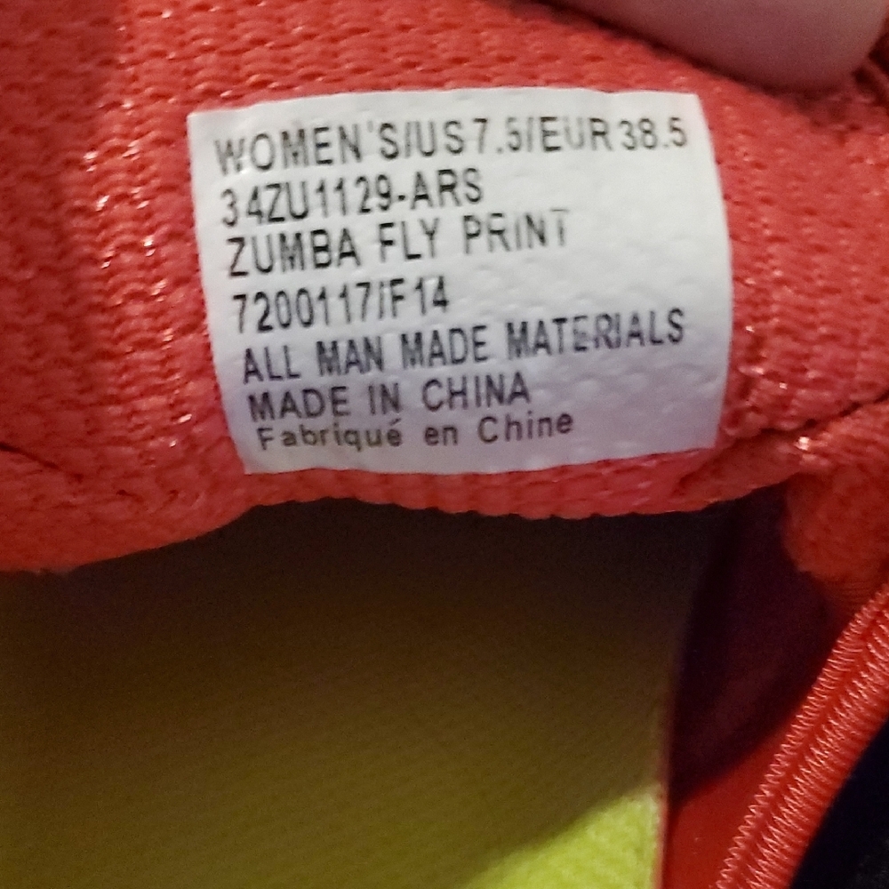 Item Sold-Zumba Fitness Kids Sneakers in Purple and Pink - Picture 2 of 5